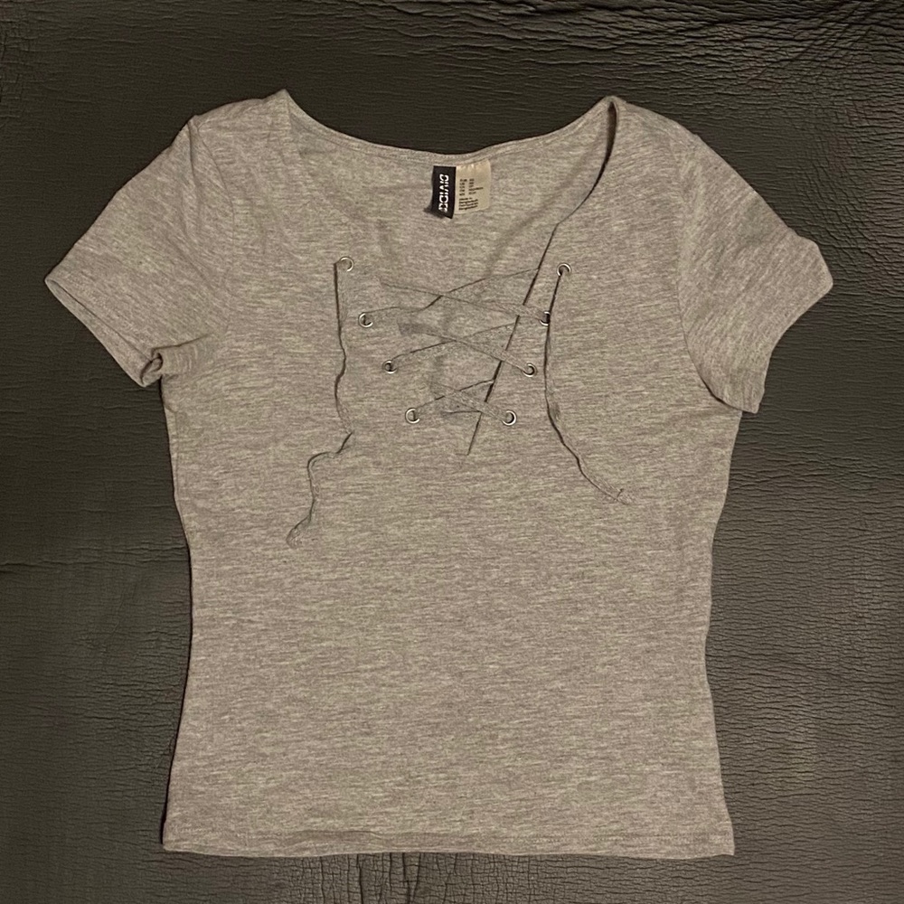 Grey Tie Front Top ❗️